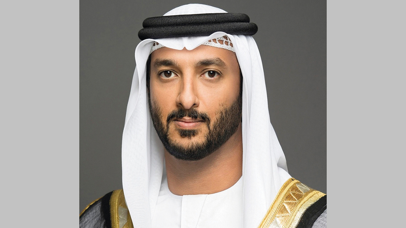 عبدالله بن طوق المري: &laquo;سنواصل وضع آليات فاعلة لتسريع تنفيذ المبادرات الاقتصادية، ووضع حلول تنعكس بالفائدة العملية على الأعمال&raquo;.