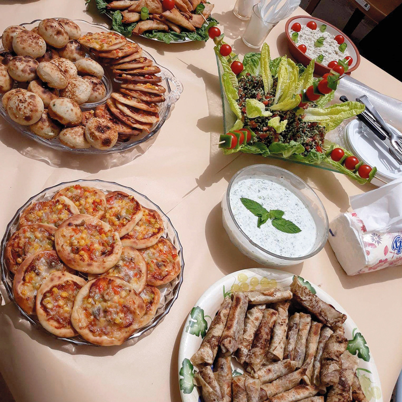 نكهات خليلية على موائد الفلسطينيين.