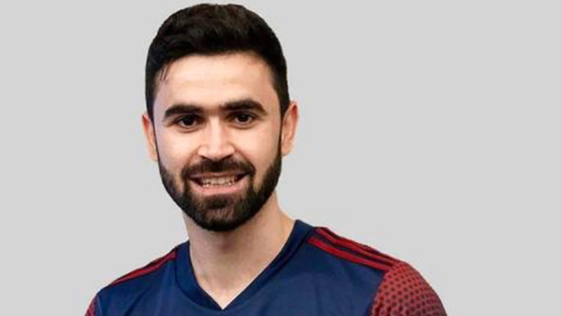 عمر خريبــين.  من المصدر