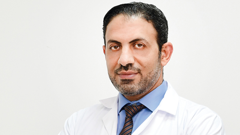 الدكتور محمد نبيل علي.