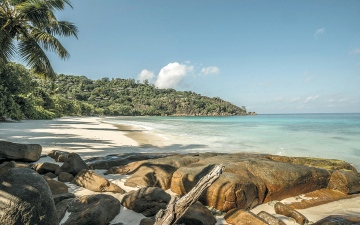 الصورة: #هلا_بالسفر.. «سيشيل».. سياحة فاخرة في جزر المحيط الهندي