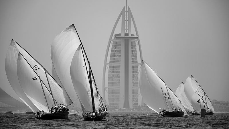 صورة 50 ميلاً بحرياً مسافة سباق القفال بين صير بونعير وشواطئ دبي – رياضة – محلية