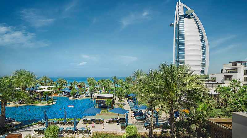 فترة إقامة النزلاء ارتفعت إلى 5.1 ليالٍ فندقية بين يناير وأبريل 2021.   أرشيفية