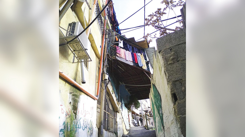 أحد البيوت المهددة بالمصادرة في «بطن الهوى».  الإمارات اليوم