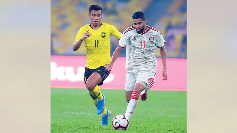 الأبيض يتطلع إلى تحقيق انتصار مهم في التصفيات اليوم.  من المصدر