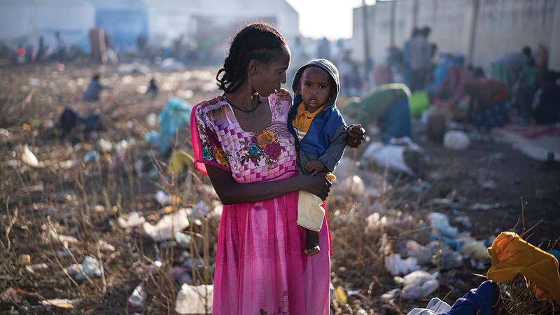 لاجئة داخل مخيم حمداييت حيث المعاناة لا تنتهي.   من المصدر