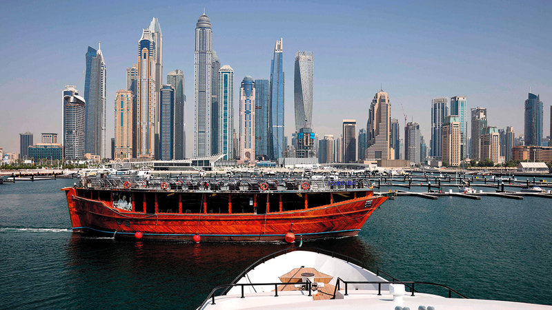 قواعد صارمة للحدّ من انتشار الفيروس في جميع الفعاليات السياحية.   أ.ف.ب