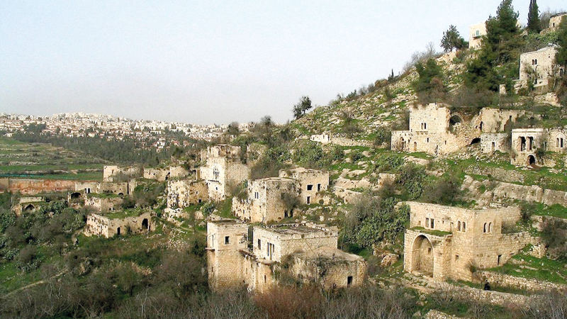 الاحتلال هجّر أصحاب المنازل التي مازالت قائمة حتى يومنا هذا.  الإمارات اليوم