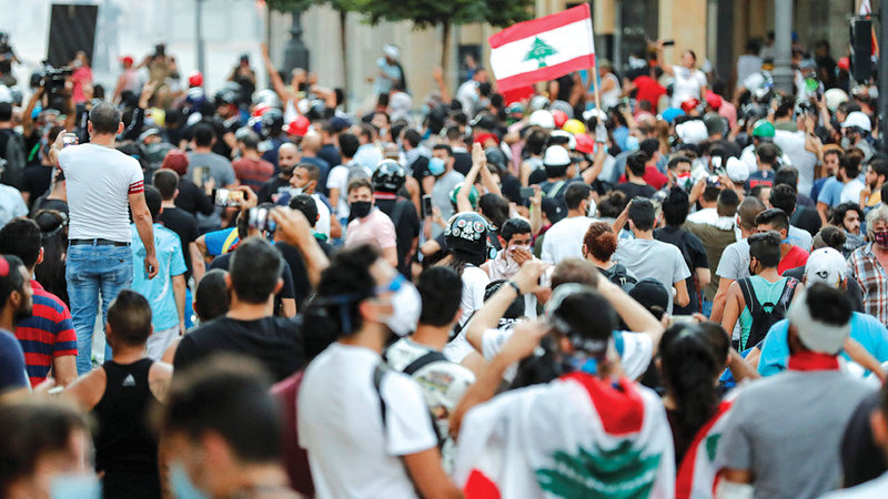 منذ أكتوبر 2019 بدأت الانتفاضة المدنية ضد النظام السياسي برمته.  رويترز