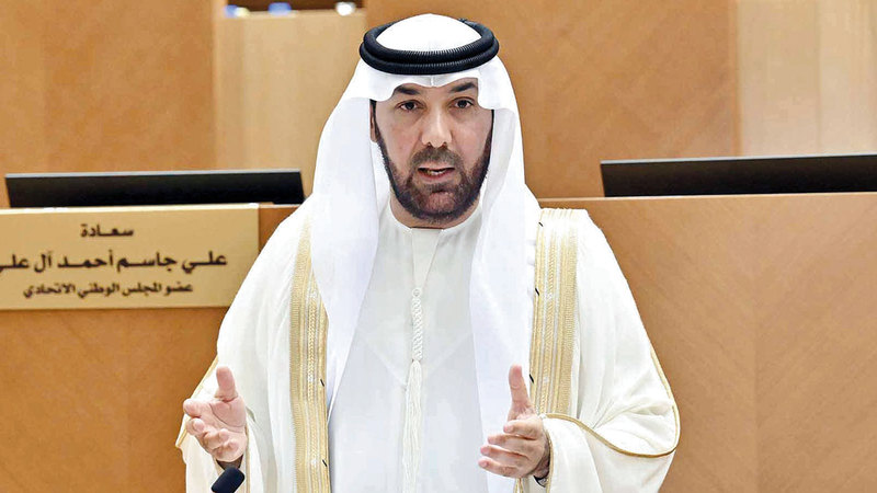 عبيد خلفان الغول السلامي: «البيروقراطية (الذكية) تستهلك وقت العميل وجهده دون الوصول لنتيجة مرضية».