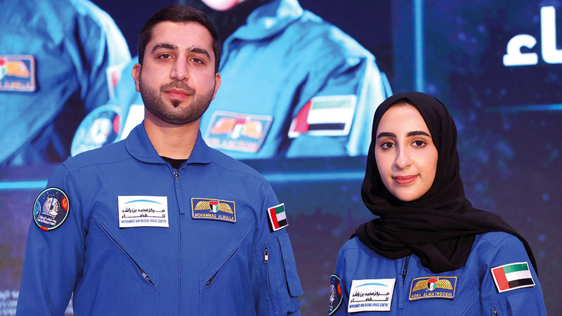 محمد الملا ونورا المطروشي.   من المصدر