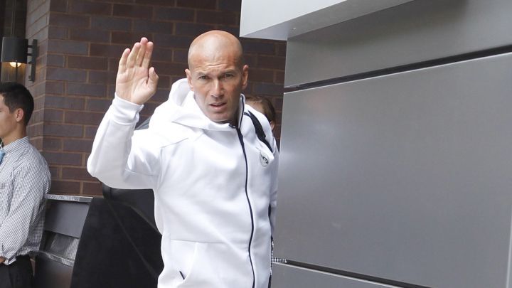 Zidane Is Upset With Working 13 Hours And Sets 4 Destinations To Return To The Stadiums