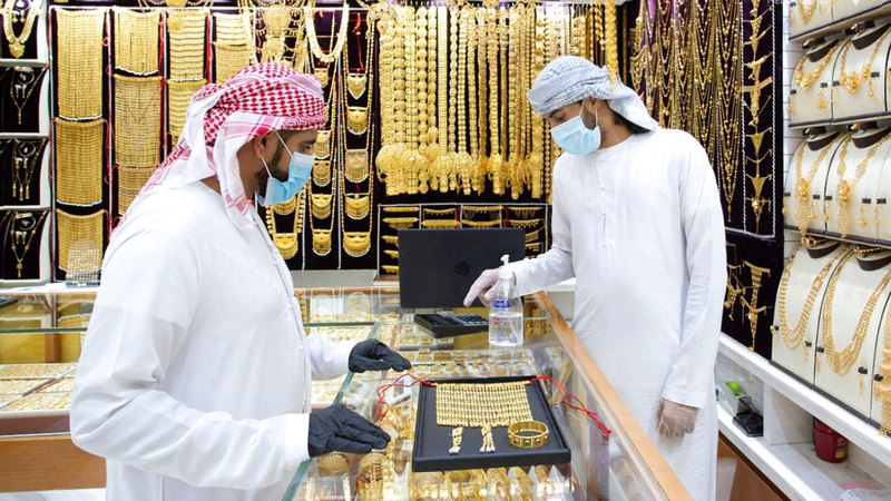 يشارك في المبادرة أكثر من 125 متجر مجوهرات من جميع أنحاء إمارة دبي.  الإمارات اليوم