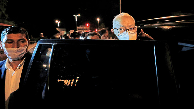 الغنوشي مُنع من دخول مبنى البرلمان.   رويترز