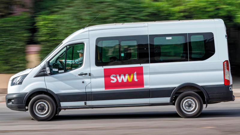 شركة «سويفل» متخصصة في توفير حلول النقل الجماعي التحويلية والتنقل المشترك.  من المصدر