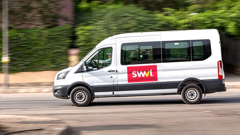 يبلغ العدد الحالي لموظفي «سويفل» نحو 700 موظف.  من المصدر