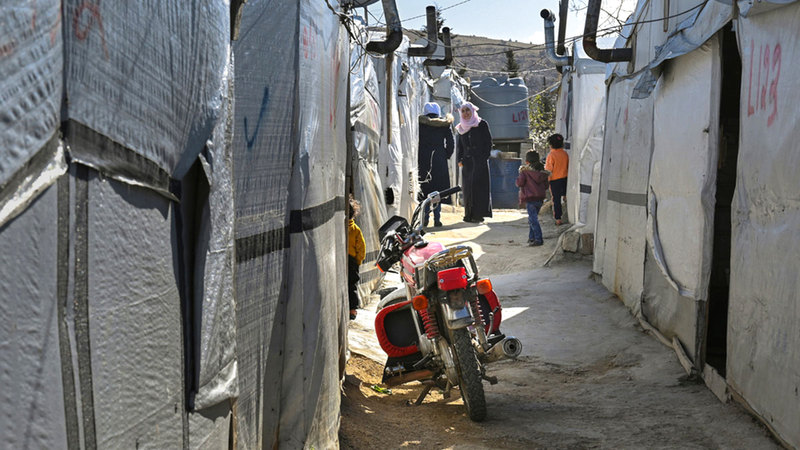 مشكلات اللبنانيين العلاجية والمعيشية تلاحقت بعد تفجير المرفأ.  من المصدر