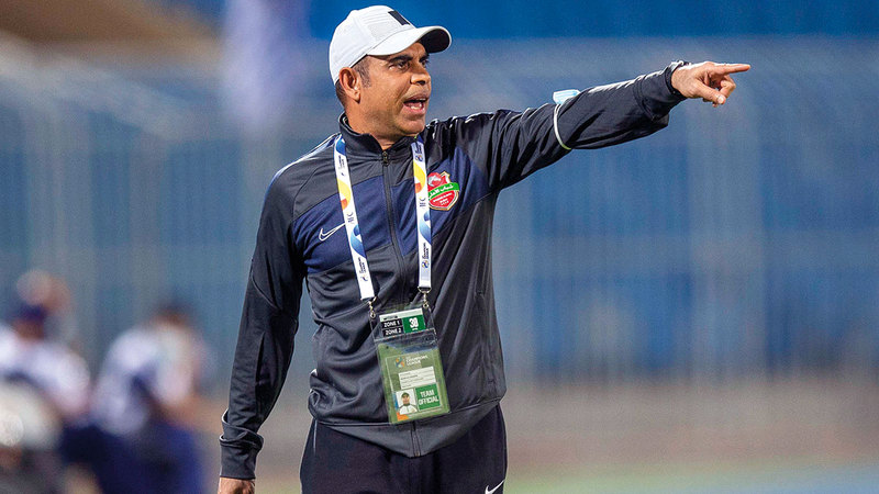 مدرب شباب الأهلي مهدي علي.   الإمارات اليوم