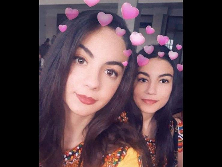 عثر على الشقيقتين سارة و جوهر متفحمتان ومتشبثتان بجثة والدتهما.