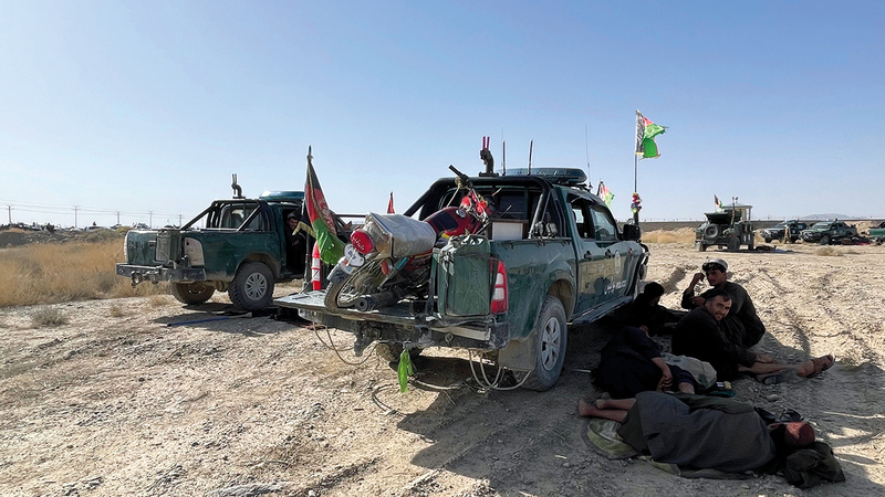 الجيش الأفغاني لم يكن يجيد استعمال المعدات العسكرية الأميركية الحديثة.   أ.ب