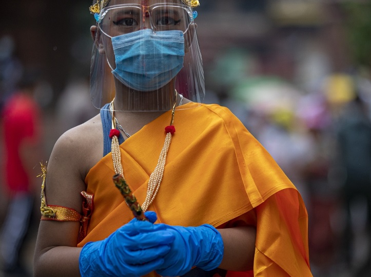 يتم الاحتفال به أيضا في أماكن مختلفة مثل كاتماندو وباتان وبهاكتابور.