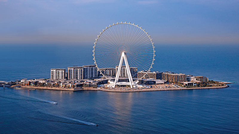 «عين دبي» أكبر وأعلى عجلة ترفيهية في العالم.   من المصدر