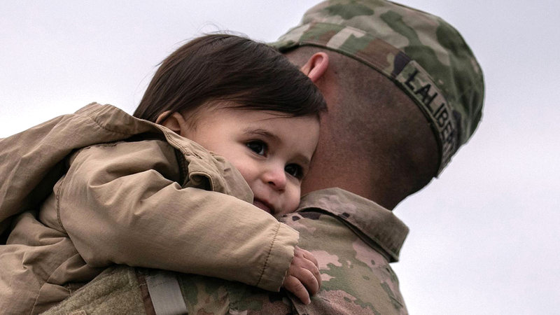 بعض قدامى المحاربين الأميركيين تزوجوا من أفغانيات ورزقوا منهن بأطفال لم يتمكنوا من إخراجهم من أفغانستان بسبب مشكلات التأشيرة.   أرشيفية