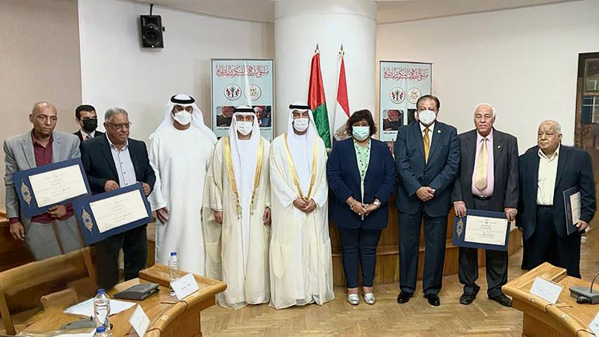 الملتقى يهدف إلى تكريم الشخصيات العربية التي أسهمت في خدمة الثقافة العربية المعاصرة. . من المصدر