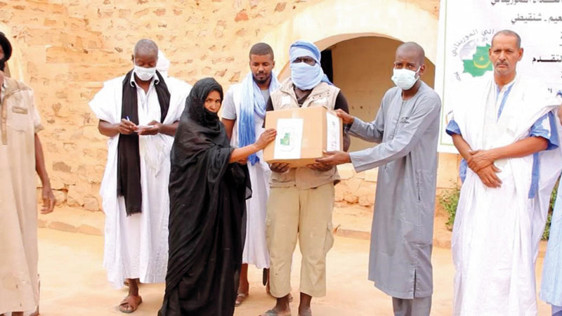 الطرود الغذائية تألفت من مكونات أساسية لإعداد وجبات طعام متوازنة.   من المصدر