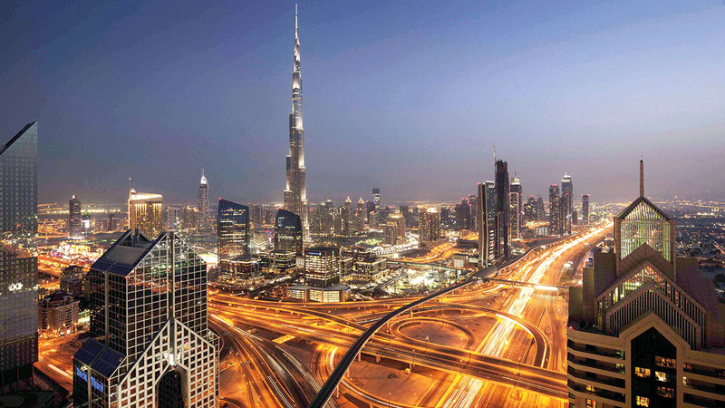 دبي تتيح للمتعاملين مع الجهات الحكومية سداد رسوم 1200 خدمة عن طريق «بوابة سداد دبي».  أرشيفية