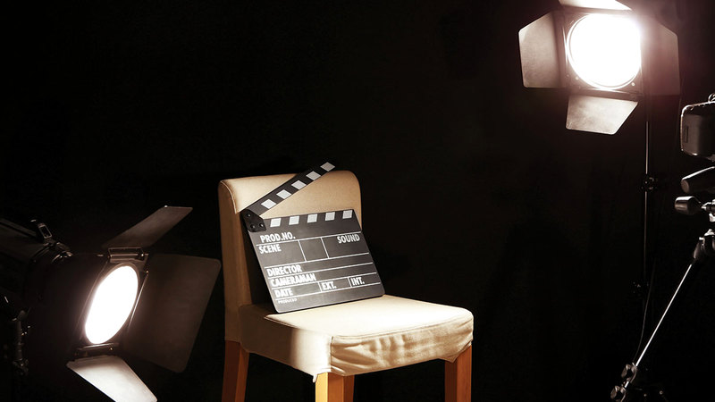 30 ورشة تدريبية متنوّعة للأطفال واليافعين تتناول 15 موضوعاً وتقدم في نسختين عربية وإنجليزية.  من المصدر