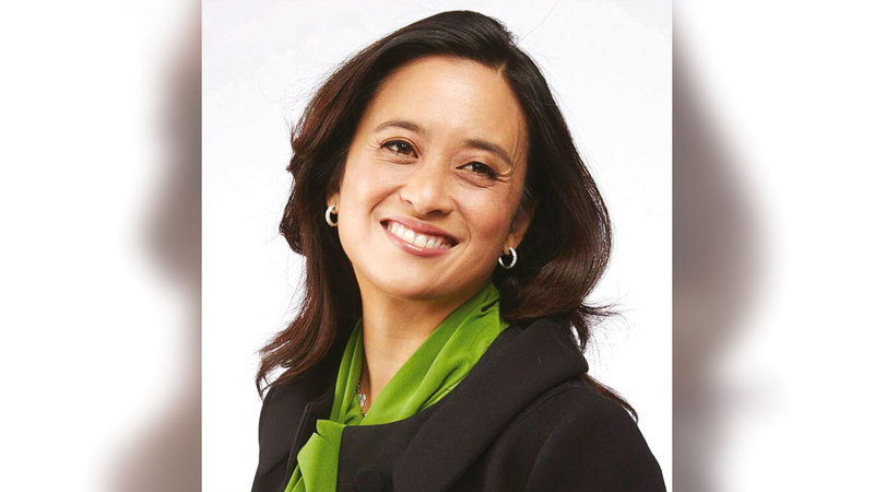 لارينا يي.  من المصدر