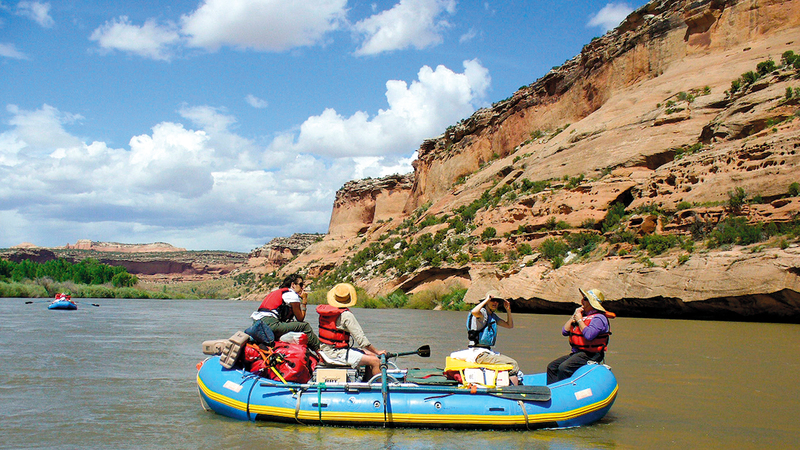 مؤسسات خيرية بيئية كبرى تعمل على المحافظة على مياه نهر كولورادو.   أرشيفية