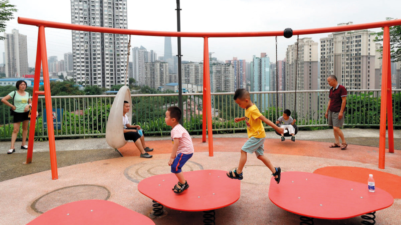 الأولاد هم الأكثر عرضة للاختطاف بعد انفصال الزوجين.  من المصدر