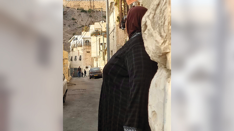 المقدسية الشيوخي متشبثة بمنزلها المجاور للأقصى.   الإمارات اليوم