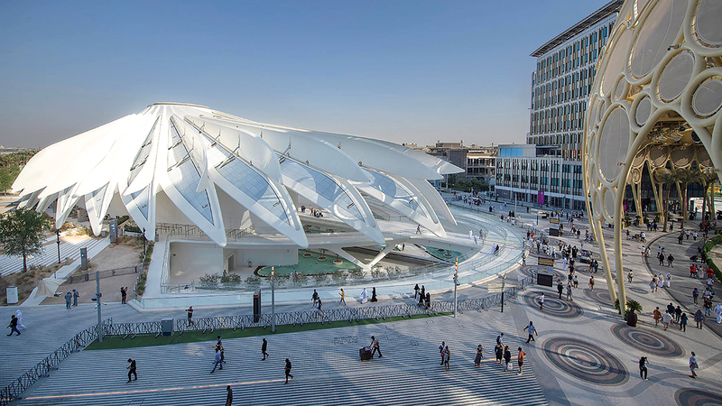 شعار «الحالمون المنجزون» يعتبر تمثيلاً واقعياً للمستوى الذي وصلت إليه دولة الإمارات.   من المصدر