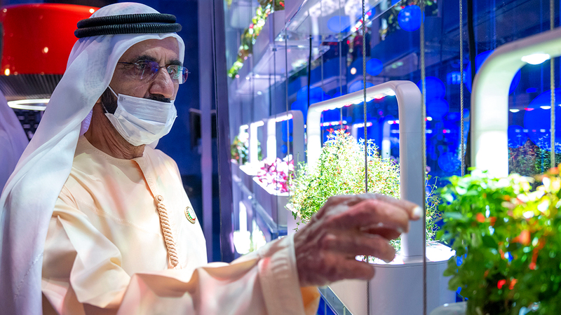 محمد بن راشد تفقد عدداً من أجنحة الدول الصديقة في معرض «إكسبو 2020 دبي».   من المصدر