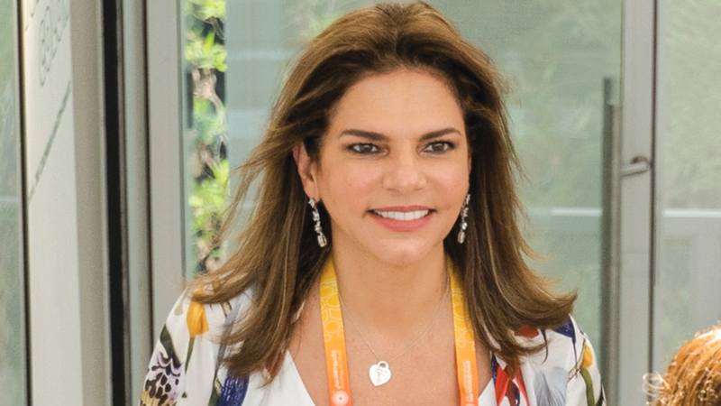 فلافيا سانتورو: «حَظي زوّار جناحنا بتجربة ممتعة تعكس روح بلادنا».