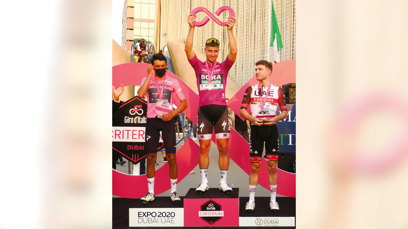 السباق يقام للمرة الأولى خارج أوروبا.  تصوير: أسامة أبوغانم ومصطفى قاسمي.