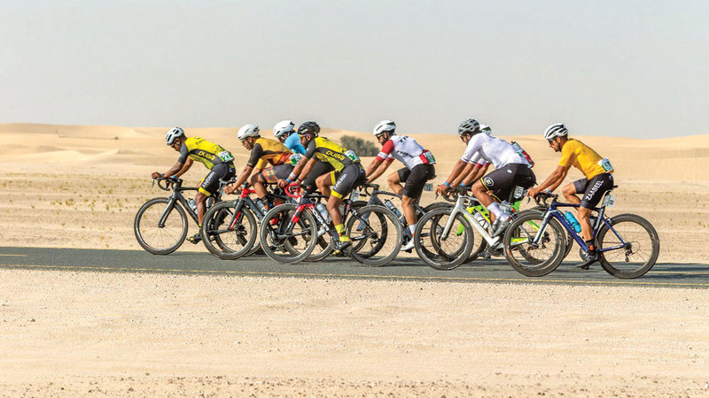 أولى المنافسات ستكون بإقامة السباق التأهيلي للهواة الإماراتيين الرجال.   من المصدر
