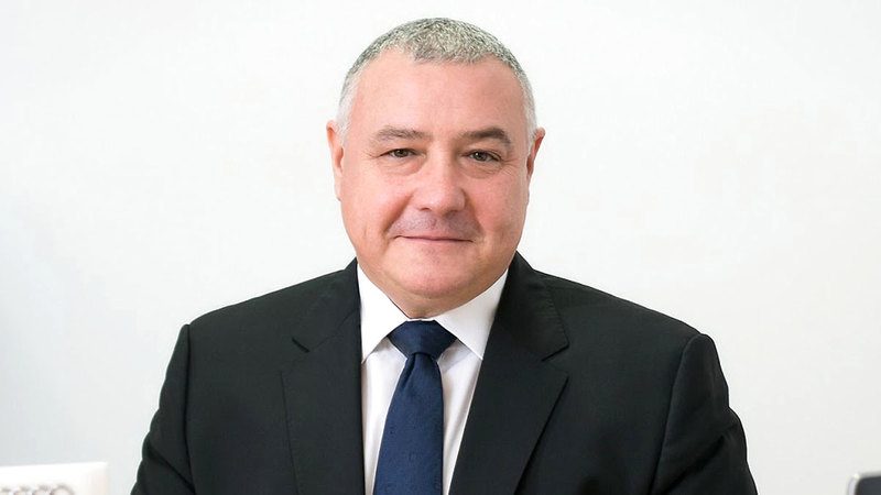 مارك أوستن.   من المصدر