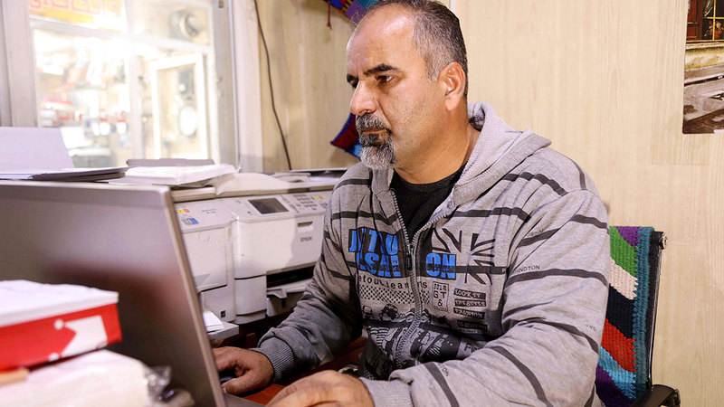 هيوا فريق محمد عقد العزم على الرحيل بسبب الظروف الاقتصادية وفقدانه الشعور بالأمان.   أ.ف.ب