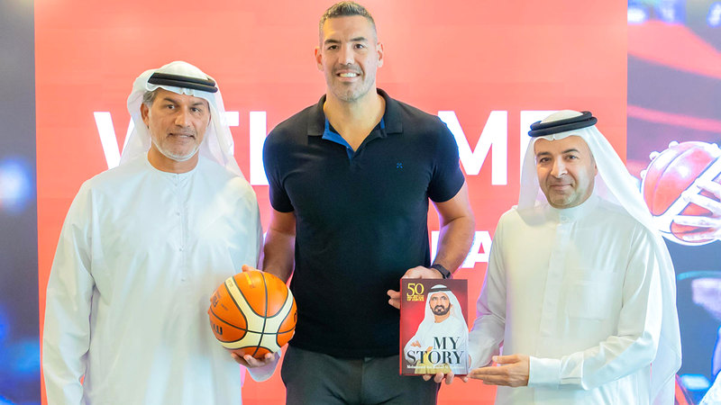 صورة أسطورة السلة سكولا يبحث الاستثمار في دبي.. وصناعة جيل جديد من اللاعبين