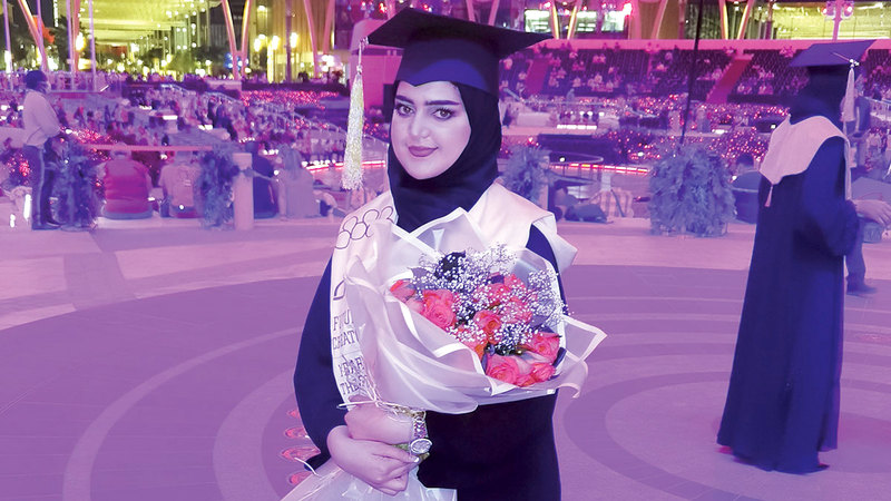 فاطمة الحواي: «فخورة بالتنظيم المبهر لـ(إكسبو)، والتخرج في قلب الحدث تجربة لن تتكرر بالتأكيد».