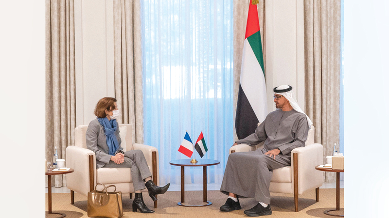 محمد بن زايد خلال استقباله وزيرة القوات المسلحة الفرنسية.    من المصدر