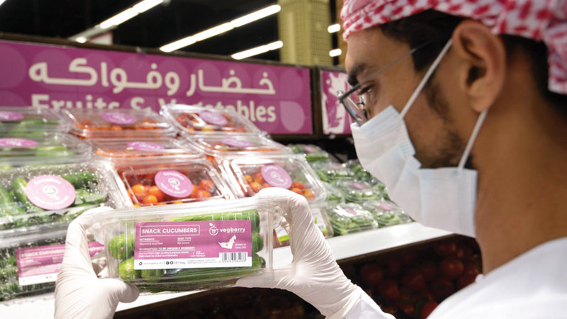 نصائح للمستهلكين بمقارنة الأسعار والبحث عن سلع بديلة.   أرشيفية