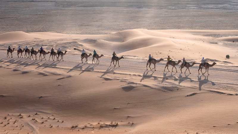 بداية الرحلة من «ليوا» لمسافة 640 كلم لمدة 13 يوماً وصولاً إلى مقر «إكسبو دبي».    من المصدر