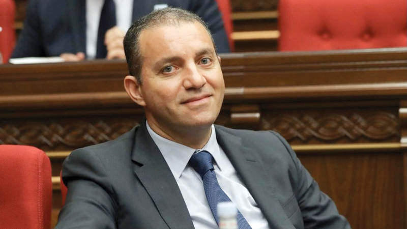 فاهان كيروبيان: «الإمارات عزّزت موقعها منصةً للعلماء والمثقفين والخبراء والباحثين والقادة الدوليين وصانعي القرار».