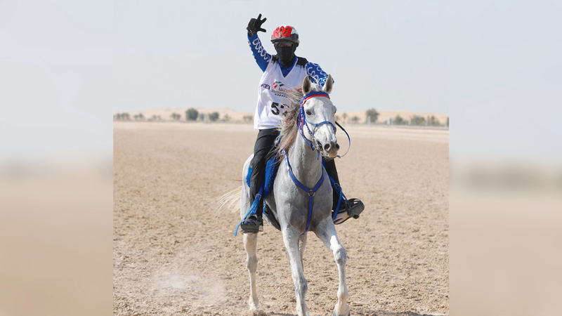 بطل السباق فهد علي.  من المصدر