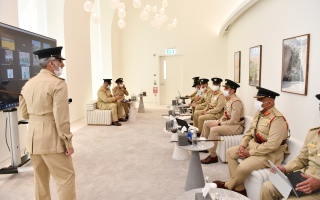الصورة: شرطة دبي تحجب 75 حساباً وموقعاً إلكترونياً لترويج المخدرات